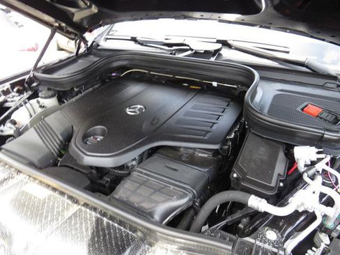 Used 2026 Mercedes-Benz GLS 450 4MATIC image 7