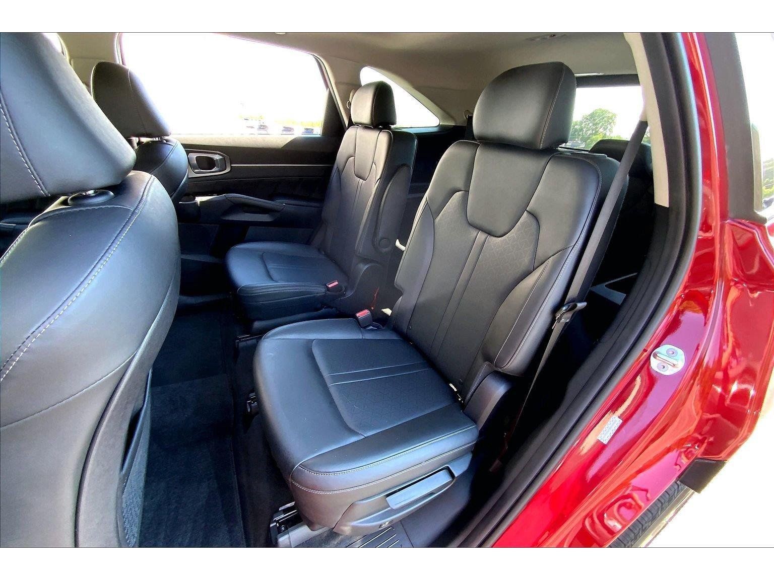 Used 2023 Kia Sorento SX FWD image 24