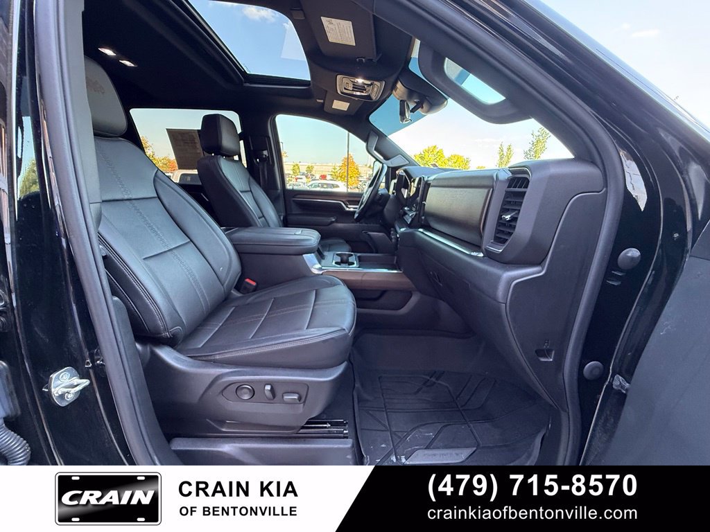 Used 2024 Chevrolet Silverado 2500 High Country w/ High Country Premium Package AWD/4WD image 31