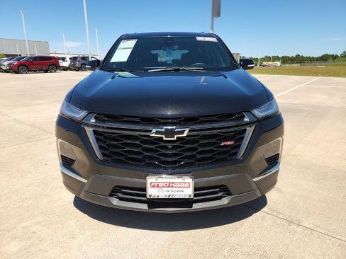 Used 2023 Chevrolet Traverse RS w/ LPO, Floor Liner Package FWD image 9