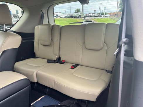 Used 2024 INFINITI QX80 Premium Select w/ Cargo Package AWD/4WD image 10