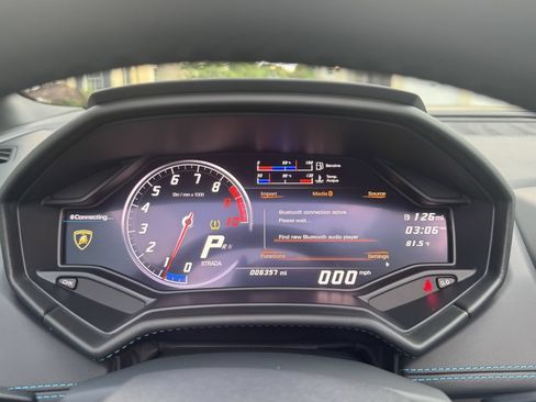 Used 2017 Lamborghini Huracan LP 580-2 RWD image 17
