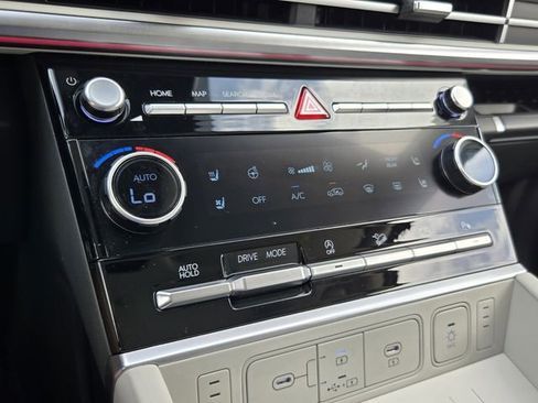 Certified 2025 Hyundai Santa Fe Calligraphy image 20