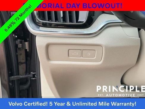 Certified 2024 Volvo S60 T8 Plus AWD/4WD image 25
