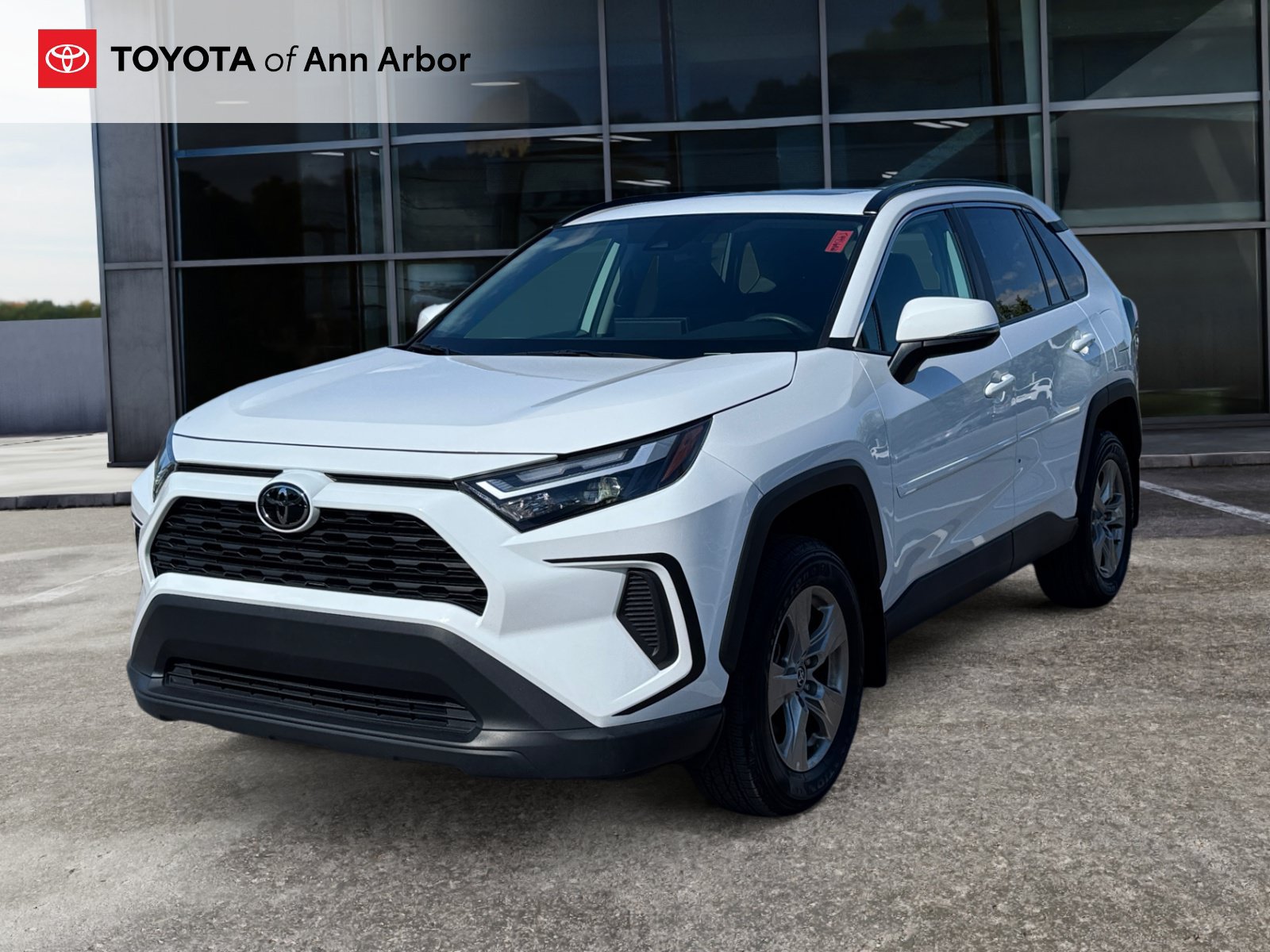 Used 2024 Toyota RAV4 XLE w/ Convenience Package AWD/4WD image 8