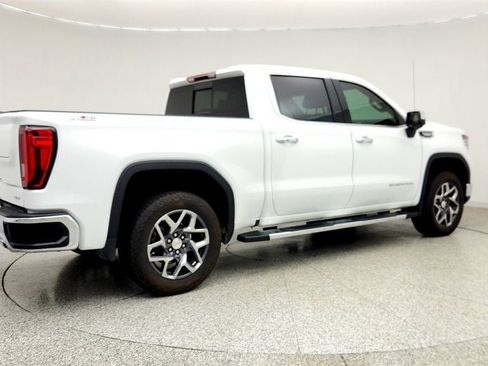 Used 2024 GMC Sierra 1500 SLT AWD/4WD image 5