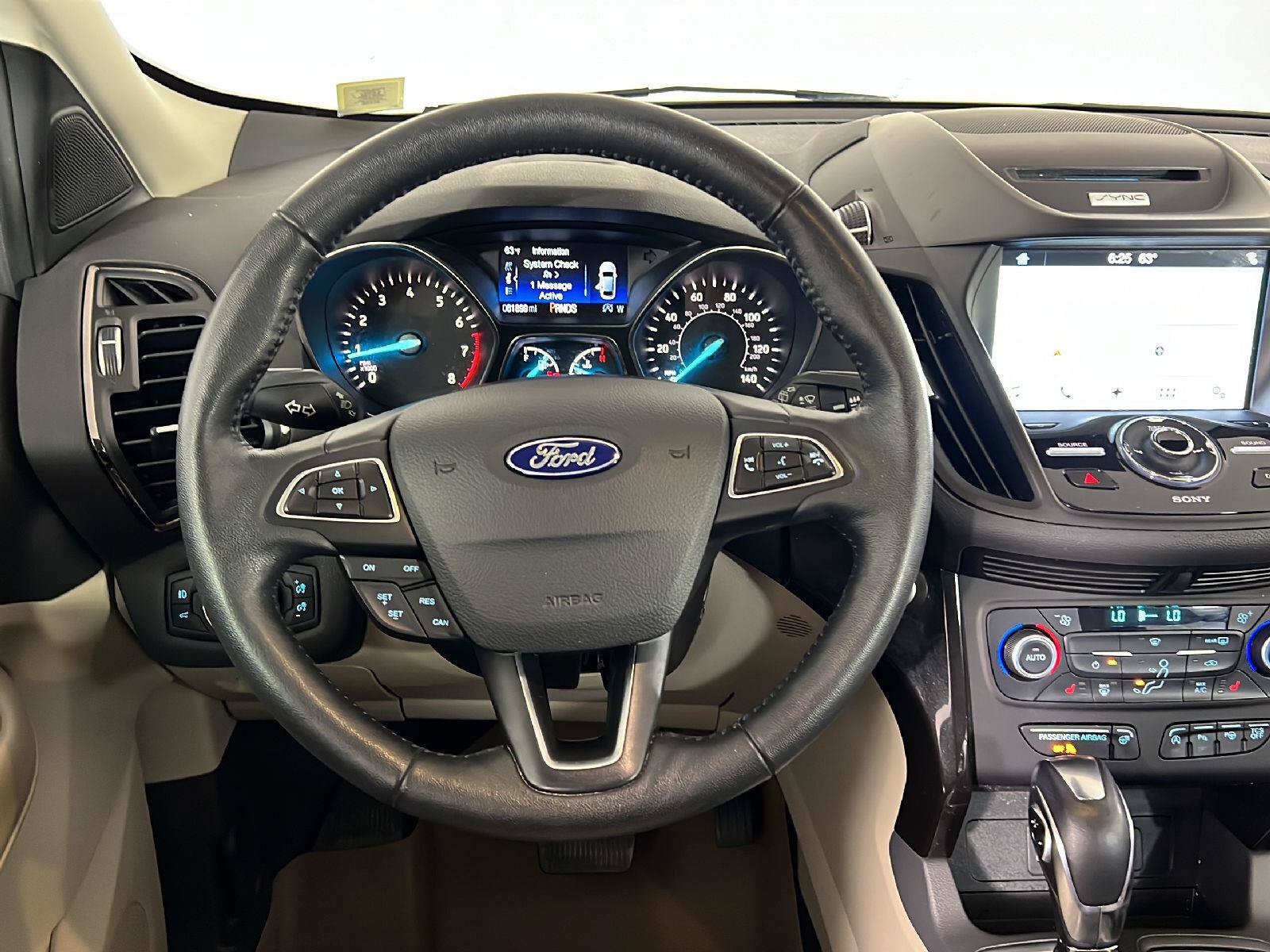 Used 2018 Ford Escape Titanium AWD/4WD image 16
