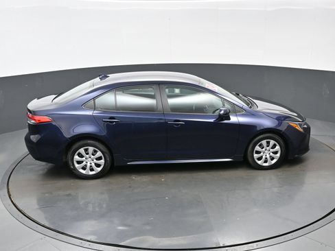 Used 2024 Toyota Corolla LE FWD image 39