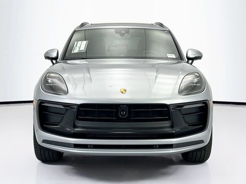 Used 2026 Porsche Macan AWD/4WD image 10