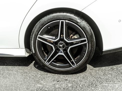 Used 2023 Mercedes-Benz CLA 35 AMG 4MATIC image 29