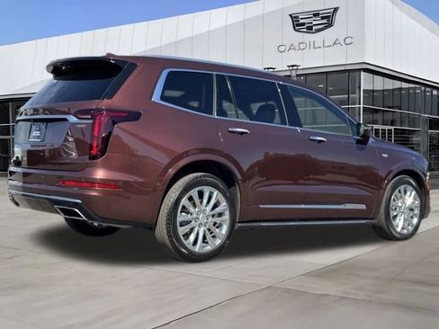 Certified 2023 Cadillac XT6 Premium Luxury w/ Platinum Package image 7