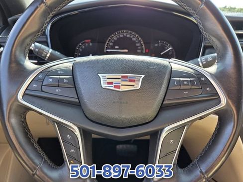 Used 2017 Cadillac XT5 Premium Luxury w/ LPO, Wheel Lock Package AWD/4WD image 24