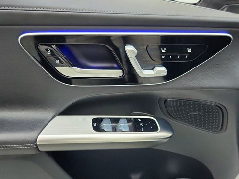 Certified 2024 Mercedes-Benz GLC 300 image 24