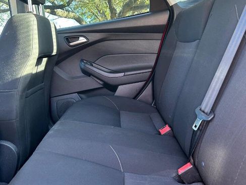 Used 2016 Ford Focus SE image 29