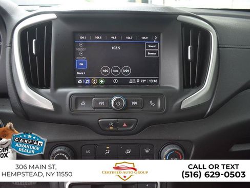 Used 2024 GMC Terrain SLE AWD/4WD image 19