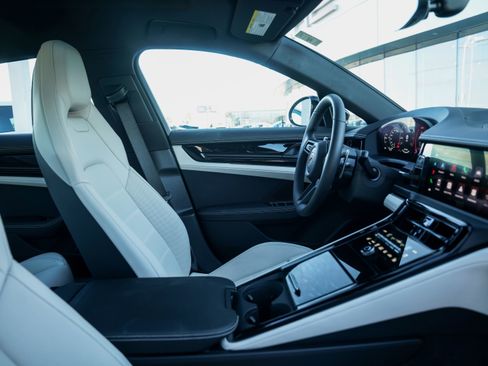 New 2026 Porsche Panamera 4 image 33