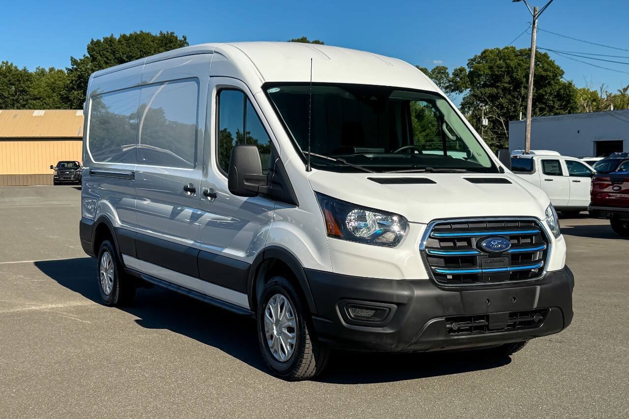 Used 2023 Ford E-Transit Medium Roof RWD image 1
