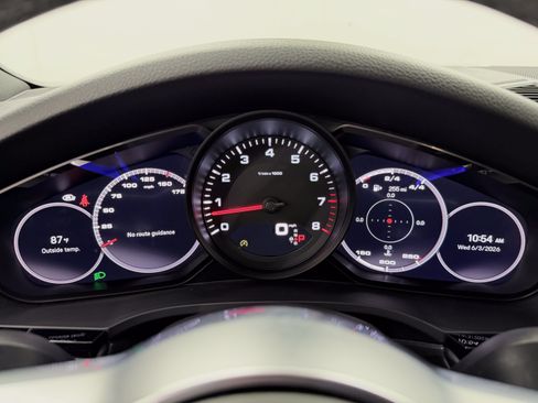 Certified 2023 Porsche Cayenne AWD/4WD image 51