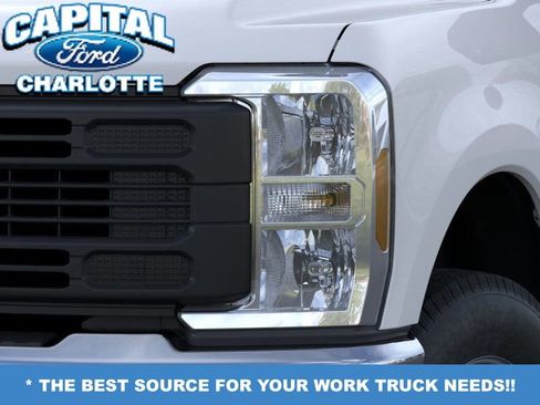 New 2026 Ford F250 XL image 18