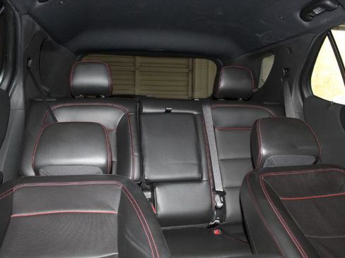 Used 2022 Chevrolet Equinox RS w/ RS Leather Package image 15