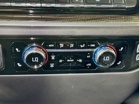 Certified 2026 GMC Sierra 1500 Elevation AWD/4WD image 14