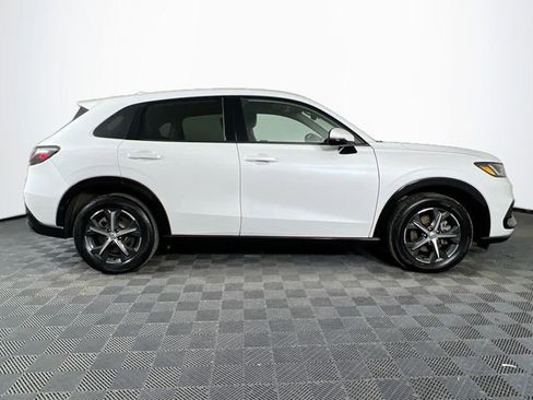 Certified 2024 Honda HR-V EX-L image 8