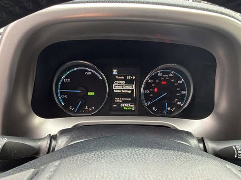 Used 2018 Toyota RAV4 Limited image 21