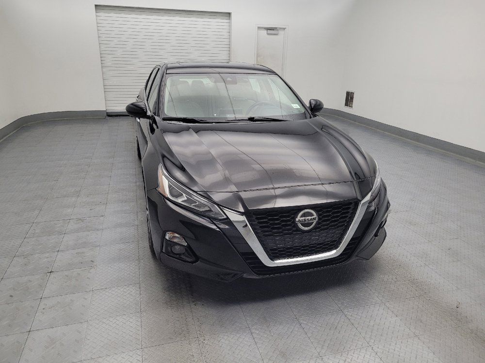 Used 2019 Nissan Altima 2.5 Platinum FWD image 14