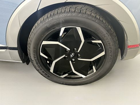 Used 2024 Hyundai Ioniq 5 Limited RWD image 11