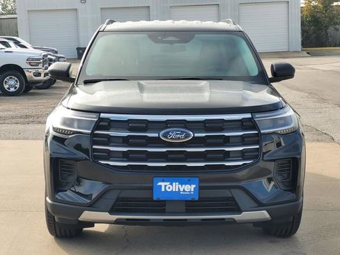 New 2026 Ford Explorer Active image 3