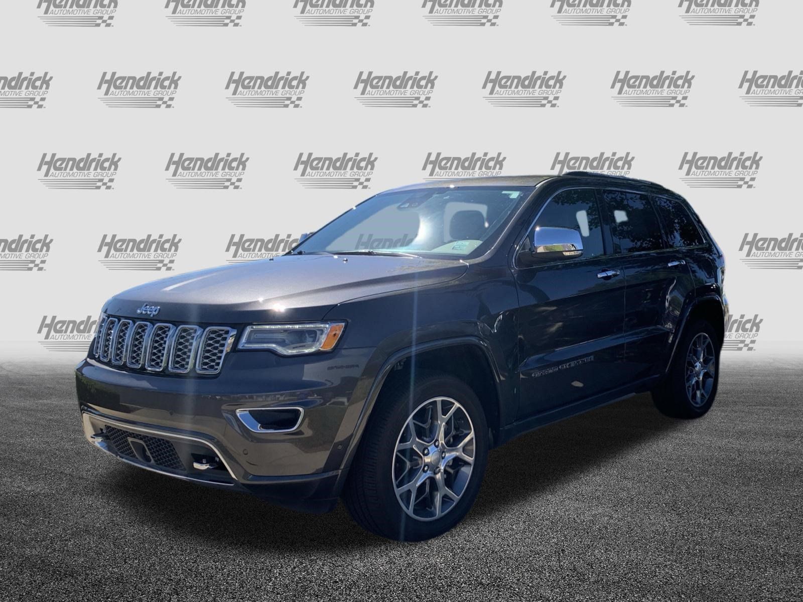 Used 2020 Jeep Grand Cherokee Overland AWD/4WD image 5