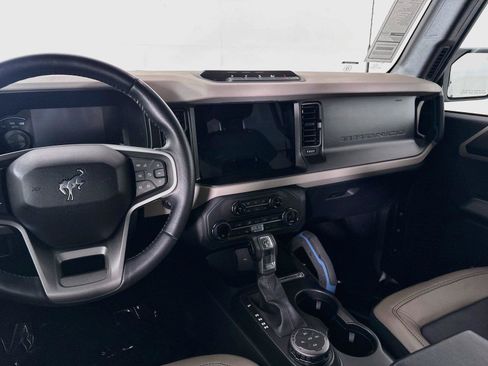 Used 2023 Ford Bronco Wildtrak AWD/4WD image 46