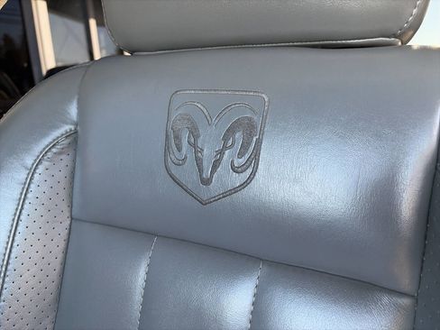 Used 2006 Dodge Ram 2500 Truck Laramie image 33