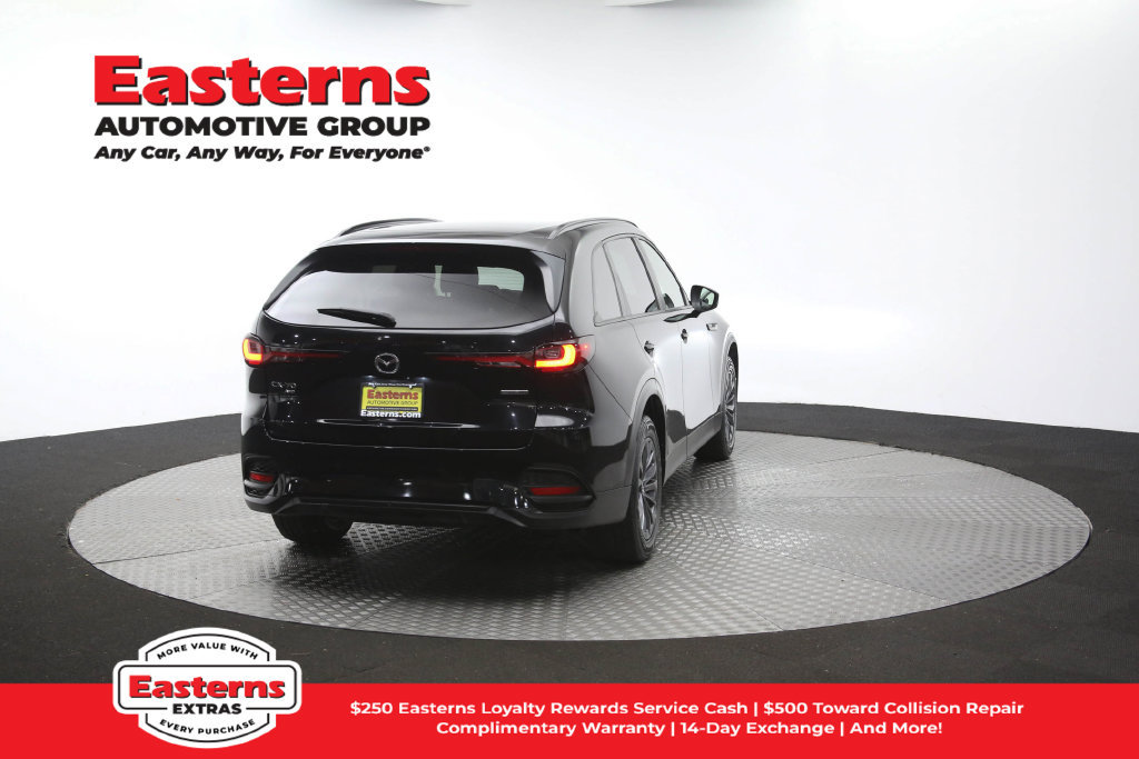 Used 2025 MAZDA CX-70 3.3 Turbo w/ Preferred Package AWD/4WD image 44