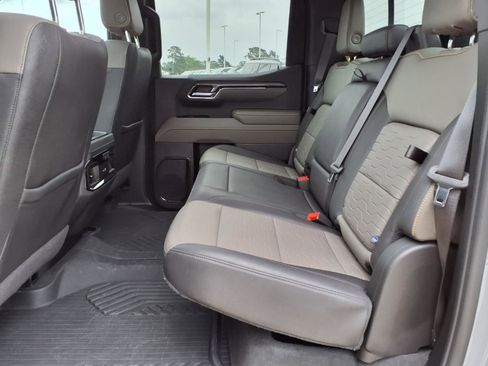 Used 2024 Chevrolet Silverado 1500 ZR2 w/ ZR2 Bison Edition AWD/4WD image 19
