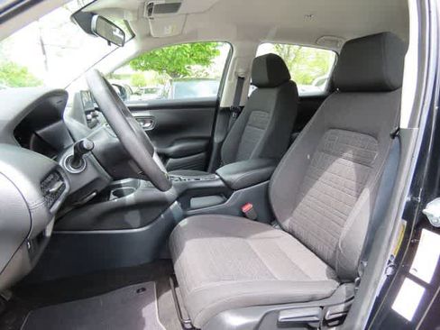 Used 2023 Honda HR-V LX image 12