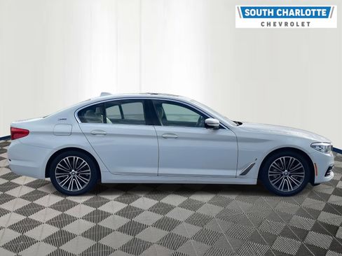 Used 2019 BMW 530e w/ Convenience Package image 4