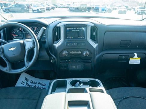 Used 2025 Chevrolet Silverado 1500 W/T w/ Trailering Package image 28