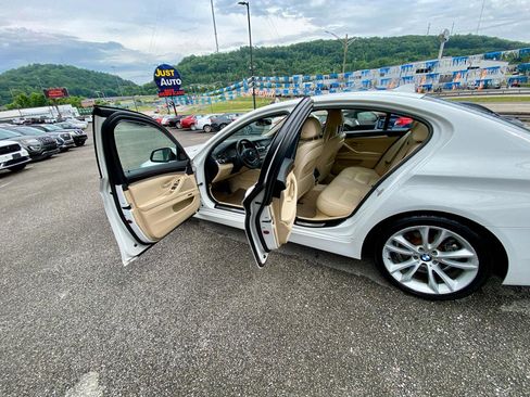 Used 2014 BMW 535i Sedan RWD image 14