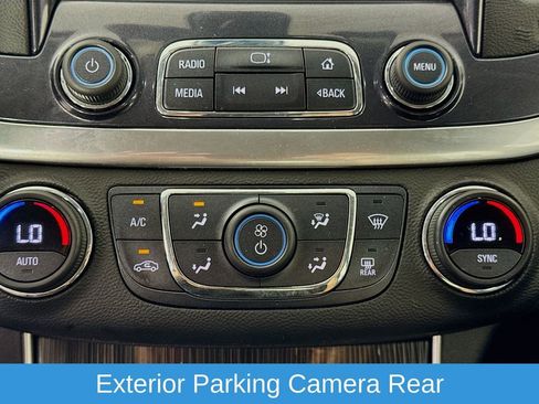 Used 2018 Chevrolet Impala LT image 18