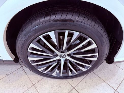 Certified 2024 Lexus RX 350 Premium Plus w/ Convenience Package image 19