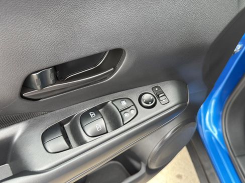 Used 2025 Nissan Kicks Play S FWD image 15