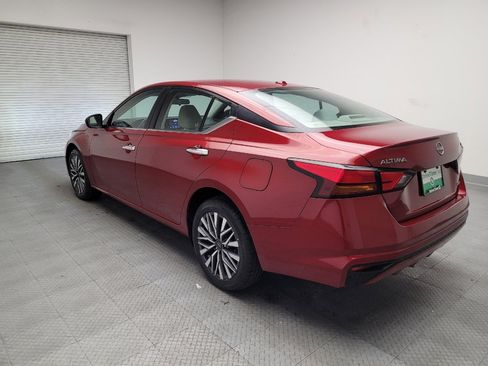 Used 2023 Nissan Altima 2.5 SV image 5