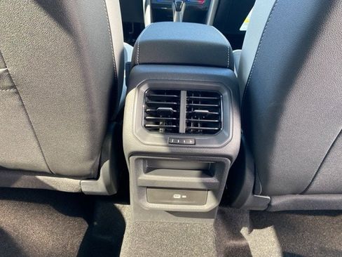 New 2025 Volkswagen Taos SE image 59