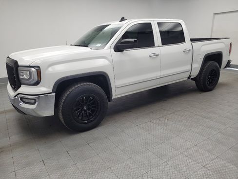 Used 2018 GMC Sierra 1500 SLT image 2
