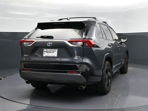 Used 2019 Toyota RAV4 XSE image 7
