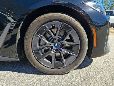 Used 2023 BMW i4 eDrive40 w/ Premium Package image 8