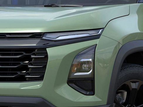 New 2026 Chevrolet Equinox LT w/ Convenience Package II image 11