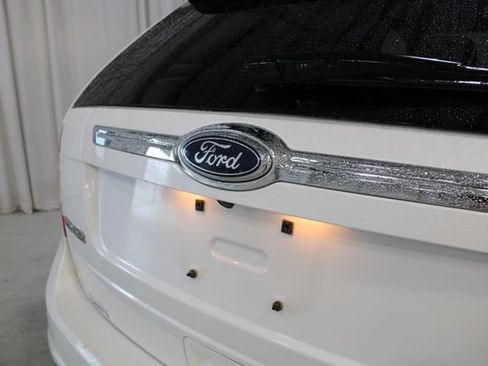 Used 2013 Ford Edge Limited FWD image 31