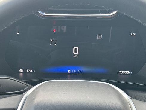 Used 2024 Chevrolet Colorado LT w/ LT Convenience Package image 23